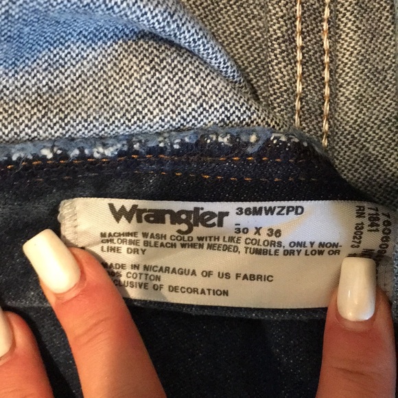 Mens Slim Fit Bootcut Wrangler Jeans - Picture 4 of 5